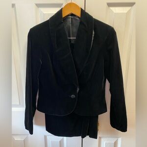 VINTAGE 1990’s Laura Ashley Black Velvet Fitted Blazer and Pencil Skirt Set 8